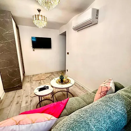 4u Center Ii Apartment *